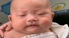 真是太有才了，神童啊，小小年纪就学会了撩妹技能！