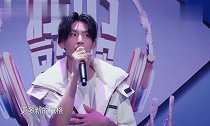 任贤齐长发飘飘，竟被小鬼王琳凯认成女歌手