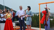 男子106万拍下南湾湖头鱼 将赠予南湾湖中学全体师生
