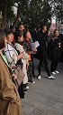 中国国际时装周ss2020，某秀活动，露天面试现场