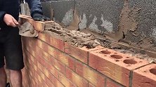 别小看砌砖，这绝对是一项技术活，手艺好不好一看便知