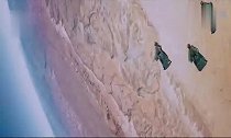 红海行动为了抢黄饼,中国军队队员竟都成空中飞人,太逗了