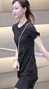 街拍美女，这么乖巧可爱的小姐姐很少见了，好想带回去见家长！