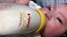 2个月的小宝宝，每次喝奶都感觉像饿了好久一样！看把他急得！