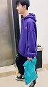 敖子逸的歌声很好听，人也很帅气
