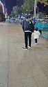 如果我有罪请用法律制裁我，而不是派这个玩意折磨我，没给她买玩具她就不回家，这么冷的天说要冻死在街上，让我没妹妹