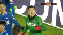 阿德里安传中飞向后点 孙捷头球攻门隋维杰指尖扑救