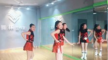 WL舞林少儿爵士舞《燃烧我的卡路里》精英班，赛前预热一下