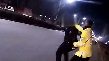 山西一男子毒驾遇交警设卡弃车就跑 街头上演“警匪追逐”
