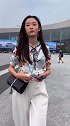 女孩子是不是都很喜欢吃棒棒糖，今天遇到好几位了