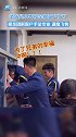 1月24日，浙江衢州消防员小哥哥接亲，直接把窗户拆了翻窗硬闯，接亲团手法之专业速度之飞快简直哈哈哈哈哈