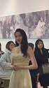 关晓彤长裙也盖不住长腿