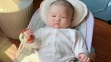 最悠哉悠哉的年龄段！哭了就抱，饿了就闹