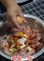 手把手教你在家做牙签肉，做法简单，好吃又解馋！