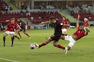 世俱杯-浦和后防3送礼马卢尔建功 开罗4-2浦和获季军