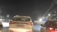 陕西西咸：冲撞执法车，破坏文物！24名车匪路霸被抓