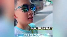 应采儿一家为4岁儿子庆生，hoho越长越像陈小春，Jasper戴牙套也帅气