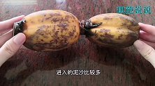 洗莲藕时用一根筷子，泥污统统洗净，看完快告诉家里人！