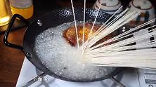 大鱼大肉吃腻了，来一碗清汤面，暖心又暖胃