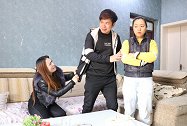 妻子为多得拆迁款，逼丈夫和自己假离婚娶闺蜜，不料最后弄假成真