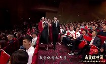 各路演员齐聚一堂,欢庆祖国的文艺汇演,会不会让你感到骄傲呢