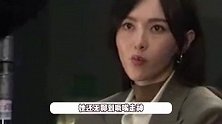唐嫣现身影棚拍摄被偶遇，等待时无聊到噘嘴状态真实，累到眼神无光