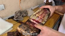 农村前年的老腊肉，烧洗干净瘦肉直接生吃，这样吃看着就过瘾