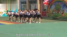 老师能不能让她出去，严重影响我们的学习了