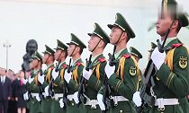 超燃!广深珠举行新中国成立70周年升旗仪式
