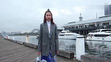 早春深色西装配百褶裙，让你时髦感十足，高挑又很有气质感