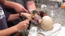 鸵鸟蛋能承重200斤？老外不相信直接站上去，镜头记录全过程
