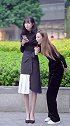 美丽的女人增加饰品的点缀，会更加美丽动人