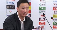 CBA发布会尴尬一幕！新闻官全程叫错浙江主帅刘维伟的名字