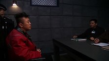 案发现场：废弃工地惊现女尸，现场发现不同脚印，一顿饭抓到凶手