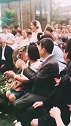 薛之谦出现在婚礼现场，给这对新人送出真心祝福