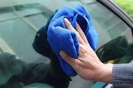汽车内的灰尘还在用抹布擦？老司机：教你几招，效果好还不麻烦！