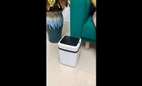 现在有钱人都用这个智能垃圾桶，扔垃圾要用仪式感
