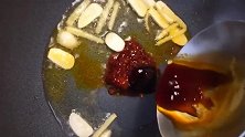 鸡蛋豆腐这么做，鲜美嫩滑营养美味，怎么吃都吃不够