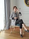 这是我的女老板，英伦风的时尚格纹小西装，轻松穿出气质女神范！