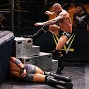NXT第573期：“杀手”招招狠辣！戴贾科维奇迎最艰险挑战 基斯-李台下干着急