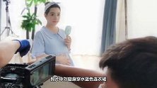 刘璇晒二胎孕肚照，穿水蓝色裙子，肚子隆起孕味十足