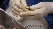 韩国人包中国饺子，一家三口齐上阵，遭网友疯狂吐槽！