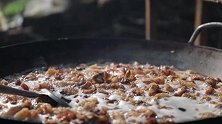 14斤猪板油全部熬成油，油渣子还能炸成酥肉，你们吃过吗