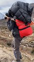 喜马拉雅山里的夏尔巴人，这鞋不错啊