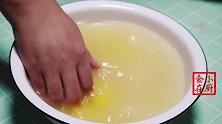 小米别光会熬粥，筷子一搅，大锅一蒸，筋道又爽滑，比吃肉还解馋