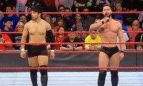 WWE-17年-伊丹英雄完成RAW首秀 或与恶魔王子组队？-新闻