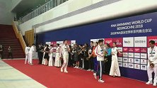 短池游泳世界杯200米蝶颁奖：李朱濠夺冠
