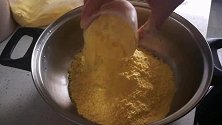 玉米饼最天然的做法，发面不用酵母泡打粉，比加鸡蛋面粉还香