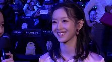 快来pick你心目中的校花！奶茶妹妹和小耳朵旧照曝光很惊艳
