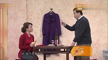 小两口相处像做贼，为了不让人发现出奇招，太逗了